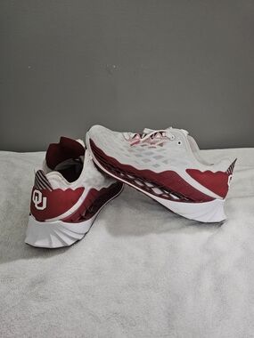 Jordan Zoom Trunner Ultimate 'Oklahoma Sooners' (OU) Player Exclusive sneakers